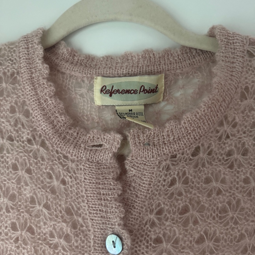 VINTAGE | MOHAIR WOOL BLEND KNIT COTTAGECORE COQUETTE SCALLOPED CARDI SWEATER - Picture 4 of 7